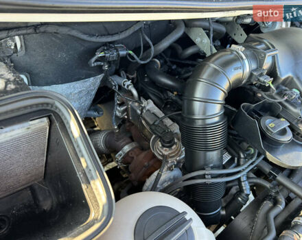 Белый Фольксваген Крафтер, объемом двигателя 2 л и пробегом 264 тыс. км за 17500 $, фото 30 на Automoto.ua