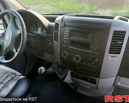 Білий Фольксваген Крафтєр, об'ємом двигуна 2 л та пробігом 327 тис. км за 14200 $, фото 4 на Automoto.ua