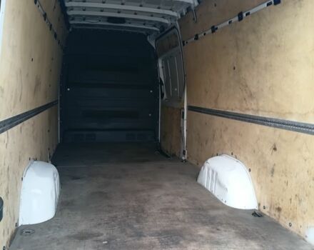 Белый Фольксваген Крафтер, объемом двигателя 2 л и пробегом 290 тыс. км за 17900 $, фото 4 на Automoto.ua