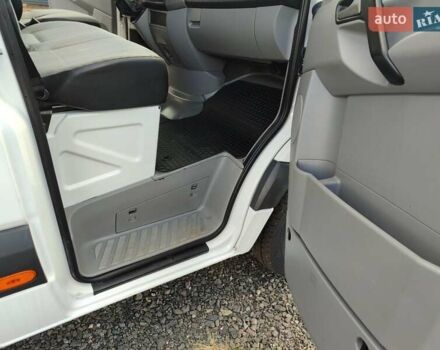 Белый Фольксваген Крафтер, объемом двигателя 2 л и пробегом 205 тыс. км за 20800 $, фото 25 на Automoto.ua