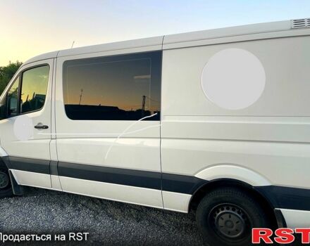 Білий Фольксваген Крафтєр, об'ємом двигуна 2 л та пробігом 327 тис. км за 14200 $, фото 2 на Automoto.ua