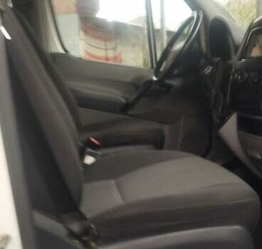 Білий Фольксваген Крафтєр, об'ємом двигуна 2 л та пробігом 272 тис. км за 15200 $, фото 1 на Automoto.ua