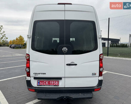 Фольксваген Крафтер 2015 в Мукачеве на Automoto.ua Белый Фольксваген Крафтер, объемом двигателя 2 л и пробегом 309 тыс. км за 14800 $, фото 5 на Automoto.ua