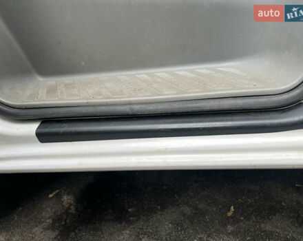 Белый Фольксваген Крафтер, объемом двигателя 1.97 л и пробегом 257 тыс. км за 17000 $, фото 28 на Automoto.ua