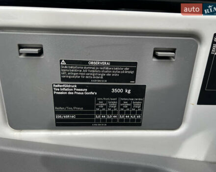 Белый Фольксваген Крафтер, объемом двигателя 1.97 л и пробегом 257 тыс. км за 17000 $, фото 34 на Automoto.ua