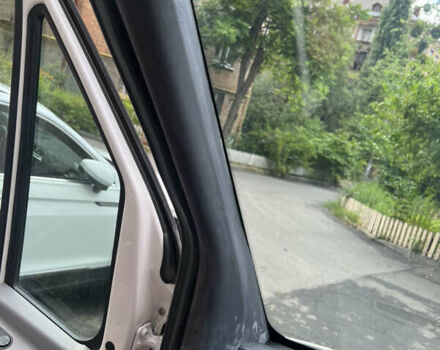 Белый Фольксваген Крафтер, объемом двигателя 1.97 л и пробегом 257 тыс. км за 17000 $, фото 38 на Automoto.ua