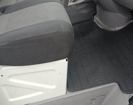 Белый Фольксваген Крафтер, объемом двигателя 2 л и пробегом 169 тыс. км за 19900 $, фото 26 на Automoto.ua