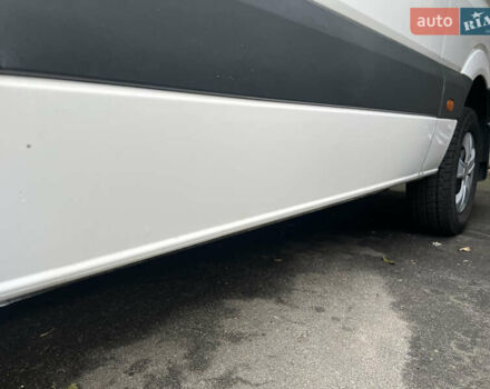 Белый Фольксваген Крафтер, объемом двигателя 1.97 л и пробегом 257 тыс. км за 17000 $, фото 32 на Automoto.ua