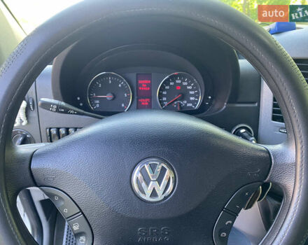 Белый Фольксваген Крафтер, объемом двигателя 1.97 л и пробегом 360 тыс. км за 20000 $, фото 8 на Automoto.ua