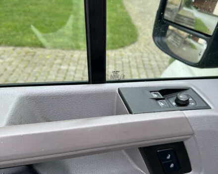 Белый Фольксваген Крафтер, объемом двигателя 2 л и пробегом 273 тыс. км за 22500 $, фото 22 на Automoto.ua