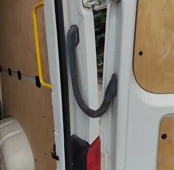 Белый Фольксваген Крафтер, объемом двигателя 1.97 л и пробегом 282 тыс. км за 19500 $, фото 21 на Automoto.ua