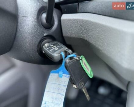 Белый Фольксваген Крафтер, объемом двигателя 1.97 л и пробегом 172 тыс. км за 26500 $, фото 73 на Automoto.ua