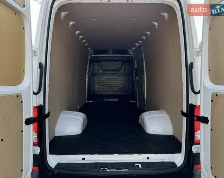 Белый Фольксваген Крафтер, объемом двигателя 1.97 л и пробегом 172 тыс. км за 26500 $, фото 51 на Automoto.ua