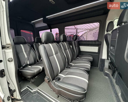 Белый Фольксваген Крафтер, объемом двигателя 1.97 л и пробегом 299 тыс. км за 25999 $, фото 34 на Automoto.ua