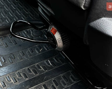 Белый Фольксваген Крафтер, объемом двигателя 1.97 л и пробегом 306 тыс. км за 22000 $, фото 24 на Automoto.ua