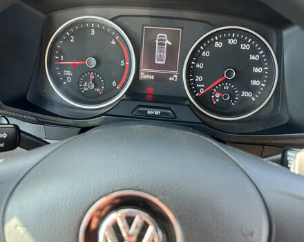 Белый Фольксваген Крафтер, объемом двигателя 0 л и пробегом 240 тыс. км за 19500 $, фото 6 на Automoto.ua