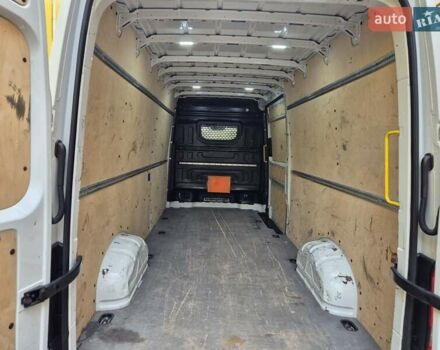 Белый Фольксваген Крафтер, объемом двигателя 2 л и пробегом 220 тыс. км за 21999 $, фото 34 на Automoto.ua