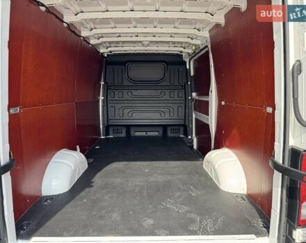 Белый Фольксваген Крафтер, объемом двигателя 2 л и пробегом 162 тыс. км за 23900 $, фото 4 на Automoto.ua