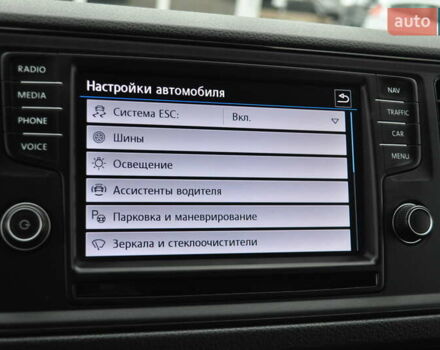 Белый Фольксваген Крафтер, объемом двигателя 1.97 л и пробегом 230 тыс. км за 34800 $, фото 97 на Automoto.ua