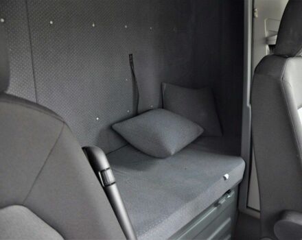 Білий Фольксваген Крафтєр, об'ємом двигуна 2 л та пробігом 527 тис. км за 25215 $, фото 7 на Automoto.ua