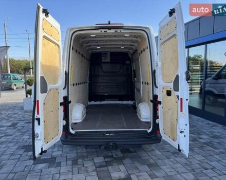 Белый Фольксваген Крафтер, объемом двигателя 2 л и пробегом 188 тыс. км за 26900 $, фото 4 на Automoto.ua