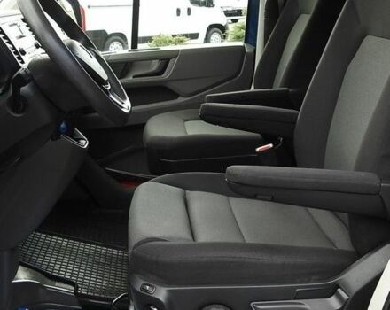 Білий Фольксваген Крафтєр, об'ємом двигуна 2 л та пробігом 527 тис. км за 25215 $, фото 3 на Automoto.ua