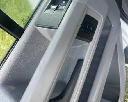 Белый Фольксваген Крафтер, объемом двигателя 1.97 л и пробегом 232 тыс. км за 23226 $, фото 17 на Automoto.ua