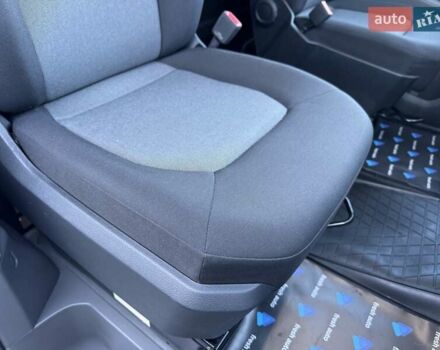 Белый Фольксваген Крафтер, объемом двигателя 2 л и пробегом 188 тыс. км за 26900 $, фото 29 на Automoto.ua