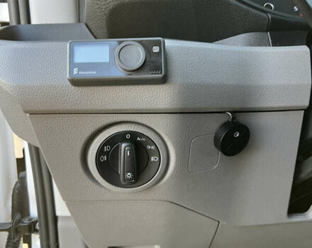 Фольксваген Крафтер 2021 в Луцке на Automoto.ua Белый Фольксваген Крафтер, объемом двигателя 2 л и пробегом 174 тыс. км за 23950 $, фото 26 на Automoto.ua