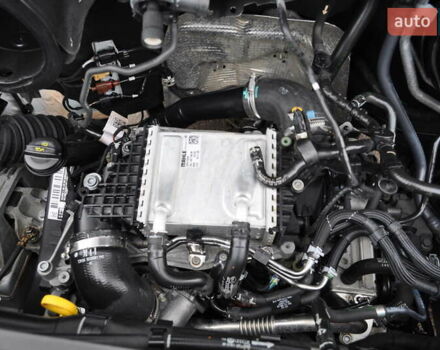 Фольксваген Крафтєр 2021 у Києві на Automoto.ua Білий Фольксваген Крафтєр, об'ємом двигуна 2 л та пробігом 129 тис. км за 28000 $, фото 63 на Automoto.ua