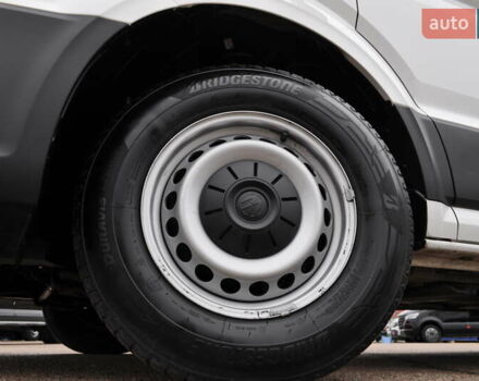 Фольксваген Крафтєр 2021 у Києві на Automoto.ua Білий Фольксваген Крафтєр, об'ємом двигуна 1.97 л та пробігом 197 тис. км за 26500 $, фото 11 на Automoto.ua