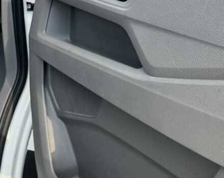 Белый Фольксваген Крафтер, объемом двигателя 1.97 л и пробегом 268 тыс. км за 18700 $, фото 13 на Automoto.ua