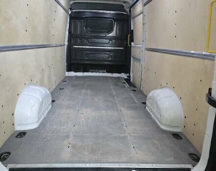 Белый Фольксваген Крафтер, объемом двигателя 2 л и пробегом 230 тыс. км за 23800 $, фото 9 на Automoto.ua