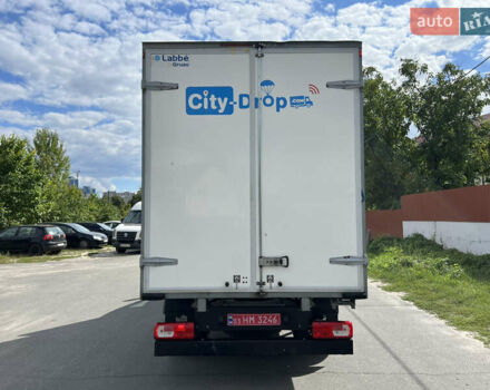 Білий Фольксваген Крафтєр, об'ємом двигуна 2 л та пробігом 221 тис. км за 26555 $, фото 5 на Automoto.ua