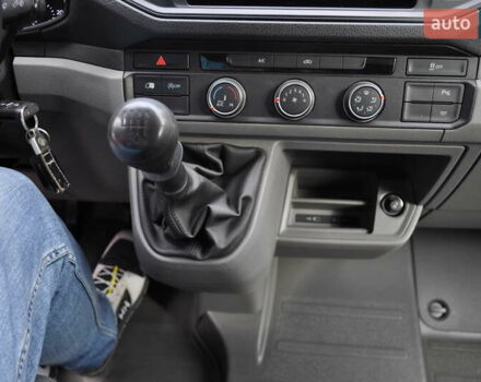 Білий Фольксваген Крафтєр, об'ємом двигуна 1.97 л та пробігом 272 тис. км за 26500 $, фото 59 на Automoto.ua