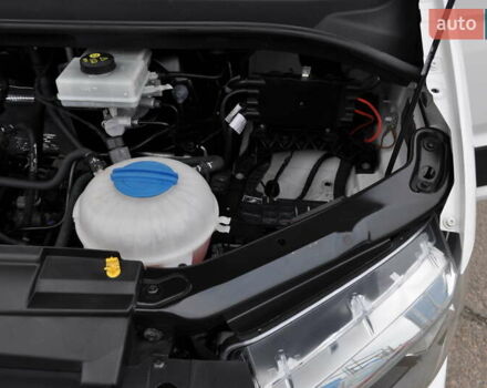 Фольксваген Крафтєр 2021 у Києві на Automoto.ua Білий Фольксваген Крафтєр, об'ємом двигуна 1.97 л та пробігом 197 тис. км за 26500 $, фото 75 на Automoto.ua