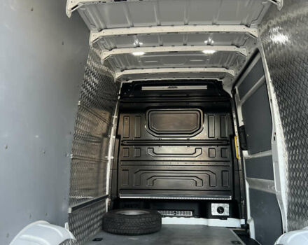 Фольксваген Крафтер 2021 в Луцке на Automoto.ua Белый Фольксваген Крафтер, объемом двигателя 2 л и пробегом 174 тыс. км за 23950 $, фото 35 на Automoto.ua