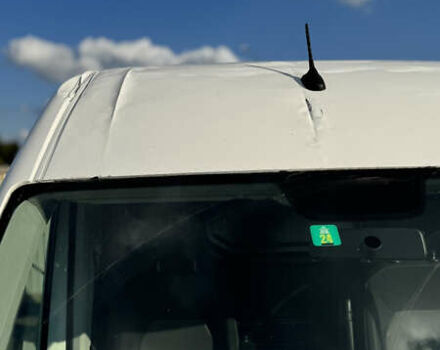 Белый Фольксваген Крафтер, объемом двигателя 1.97 л и пробегом 268 тыс. км за 18700 $, фото 14 на Automoto.ua