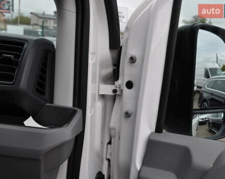 Фольксваген Крафтєр 2021 у Києві на Automoto.ua Білий Фольксваген Крафтєр, об'ємом двигуна 1.97 л та пробігом 197 тис. км за 26500 $, фото 51 на Automoto.ua