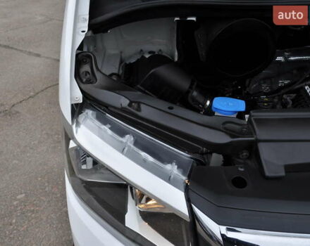 Фольксваген Крафтєр 2021 у Києві на Automoto.ua Білий Фольксваген Крафтєр, об'ємом двигуна 1.97 л та пробігом 197 тис. км за 26500 $, фото 78 на Automoto.ua