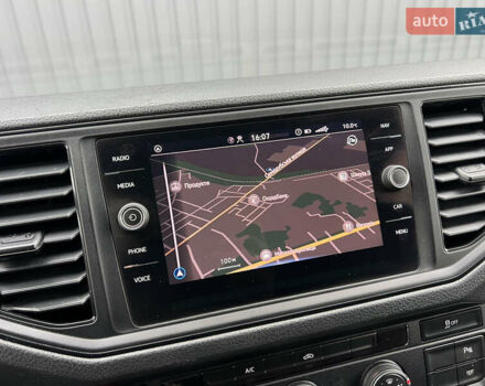 Білий Фольксваген Крафтєр, об'ємом двигуна 2 л та пробігом 223 тис. км за 21600 $, фото 146 на Automoto.ua