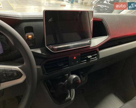 Белый Фольксваген Крафтер, объемом двигателя 1.97 л и пробегом 12 тыс. км за 40000 $, фото 4 на Automoto.ua