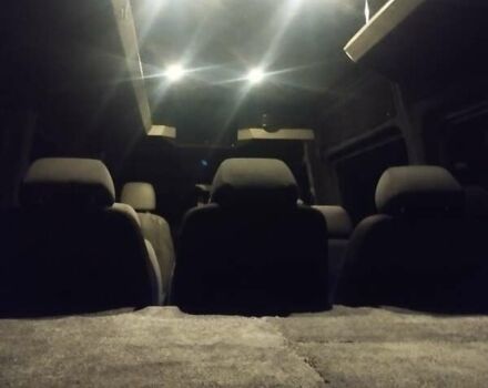 Білий Фольксваген Крафтєр, об'ємом двигуна 2.46 л та пробігом 470 тис. км за 10299 $, фото 2 на Automoto.ua