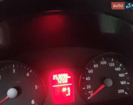 Белый Фольксваген Крафтер, объемом двигателя 20 л и пробегом 350 тыс. км за 17200 $, фото 12 на Automoto.ua