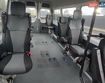 Белый Фольксваген Крафтер, объемом двигателя 20 л и пробегом 350 тыс. км за 17200 $, фото 10 на Automoto.ua