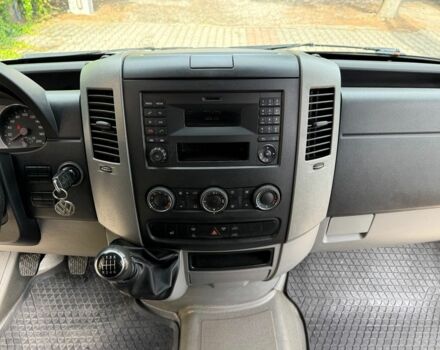 Белый Фольксваген Крафтер, объемом двигателя 2 л и пробегом 229 тыс. км за 9800 $, фото 9 на Automoto.ua