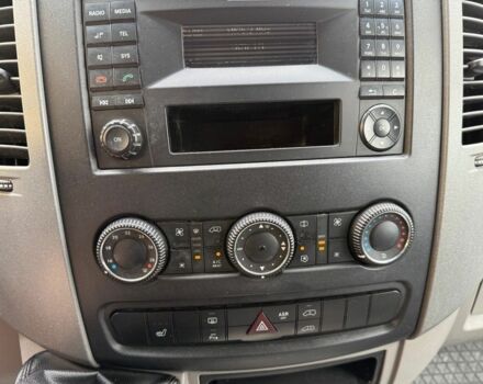 Белый Фольксваген Крафтер, объемом двигателя 2 л и пробегом 229 тыс. км за 9800 $, фото 15 на Automoto.ua