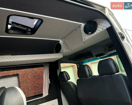 Білий Фольксваген Крафтєр, об'ємом двигуна 1.97 л та пробігом 518 тис. км за 19900 $, фото 11 на Automoto.ua