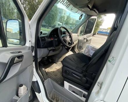 Белый Фольксваген Крафтер, объемом двигателя 2 л и пробегом 260 тыс. км за 14200 $, фото 14 на Automoto.ua