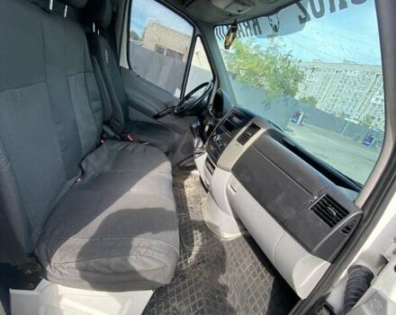 Белый Фольксваген Крафтер, объемом двигателя 2 л и пробегом 260 тыс. км за 14200 $, фото 13 на Automoto.ua